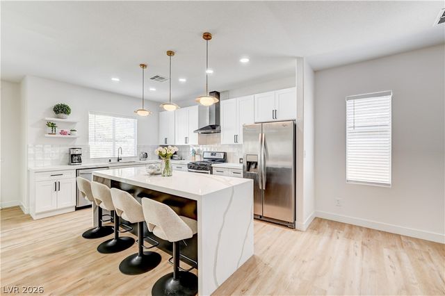 3236 Rushing Waters Place, Las Vegas, NV 89135