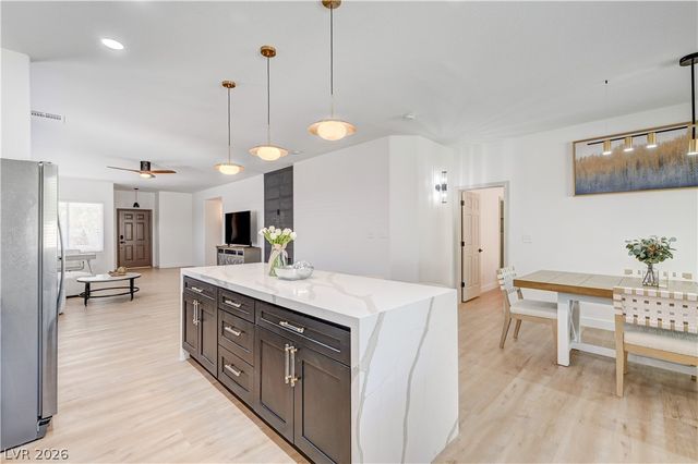 3236 Rushing Waters Place, Las Vegas, NV 89135