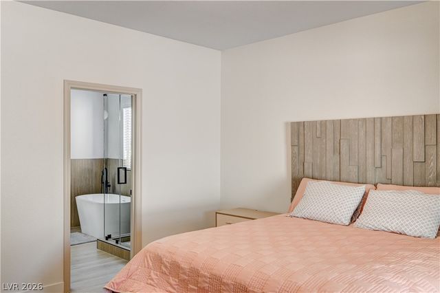 3236 Rushing Waters Place, Las Vegas, NV 89135