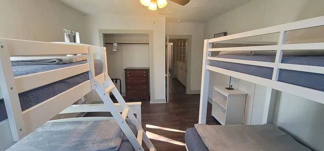 910 Baird Street, Cleburne, TX 76033