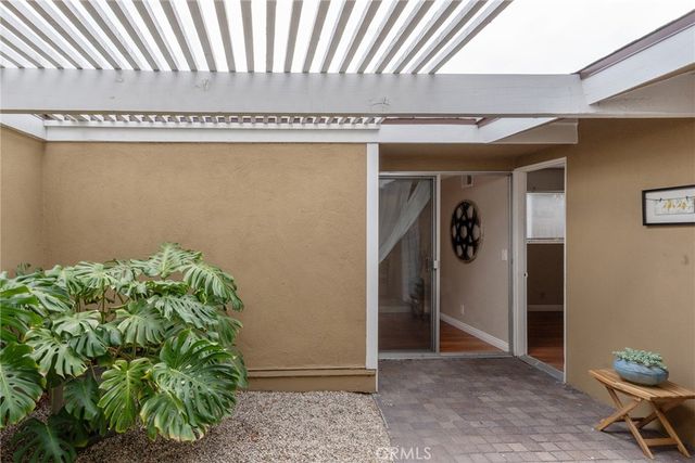 1339 E Greenview Drive, Orange, CA 92866