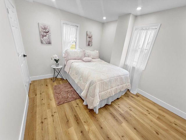 5113 N 55th STREET, Milwaukee, WI 53218