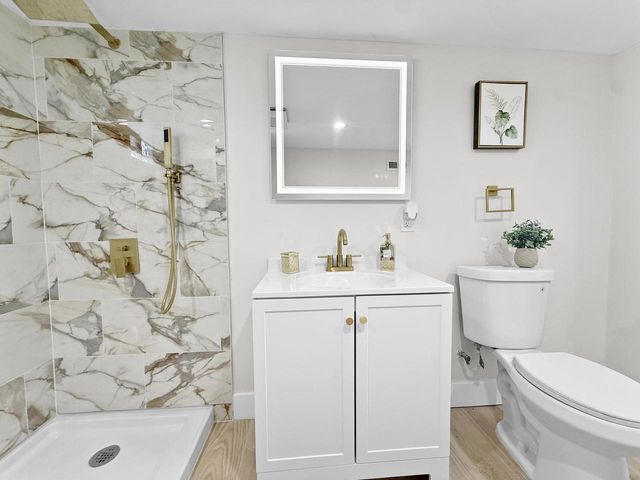 5113 N 55th STREET, Milwaukee, WI 53218