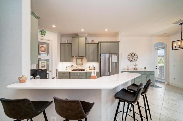5672 CLOVERLEAF RUN, Lakewood Ranch, FL 34211