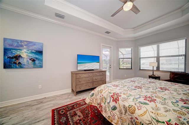 5672 CLOVERLEAF RUN, Lakewood Ranch, FL 34211