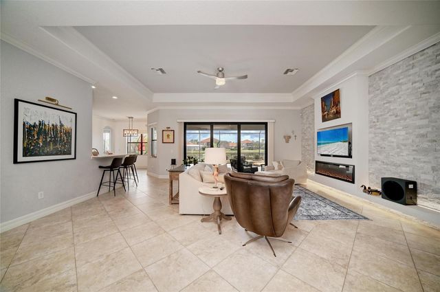 5672 CLOVERLEAF RUN, Lakewood Ranch, FL 34211