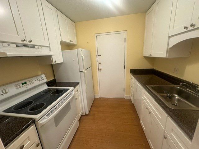 238 Rock St C-5, Norwood, MA 02062