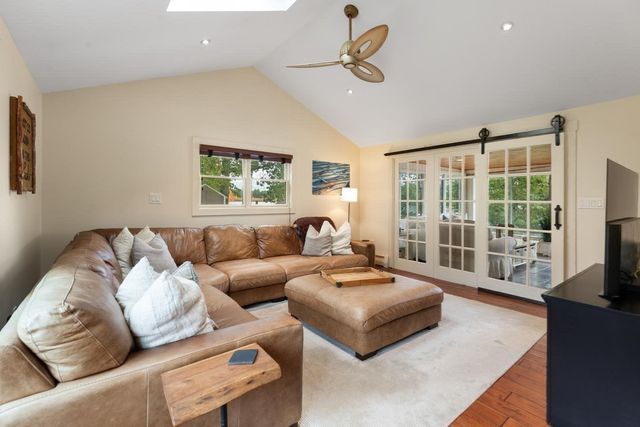 35 Lakeside Blvd, North Reading, MA 01864
