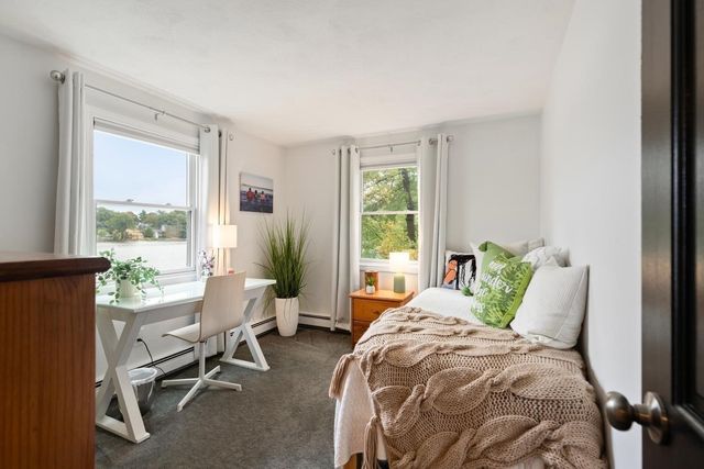 35 Lakeside Blvd, North Reading, MA 01864