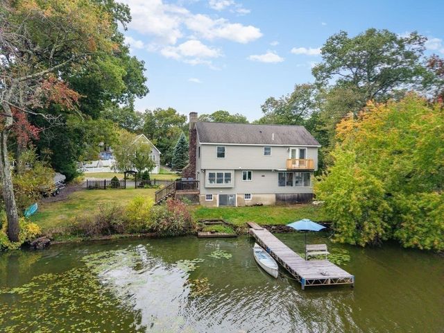 35 Lakeside Blvd, North Reading, MA 01864