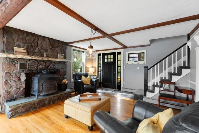 35 Lakeside Blvd, North Reading, MA 01864