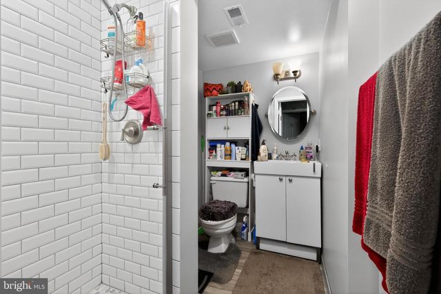 5868 LANGTON DR, Alexandria, VA 22310