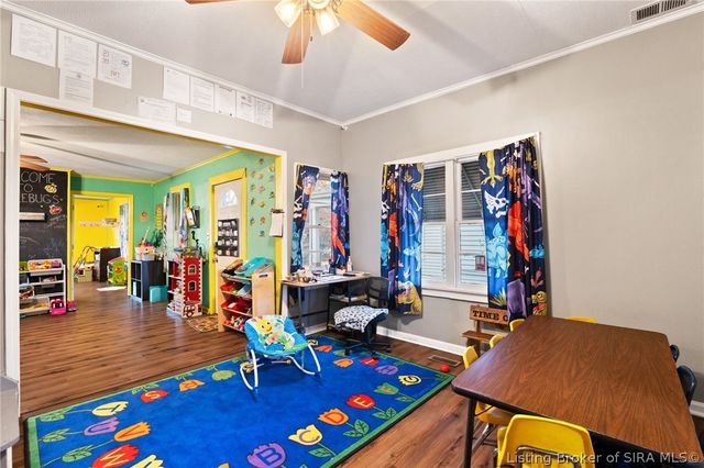 1120 Ekin Avenue, New Albany, IN 47150