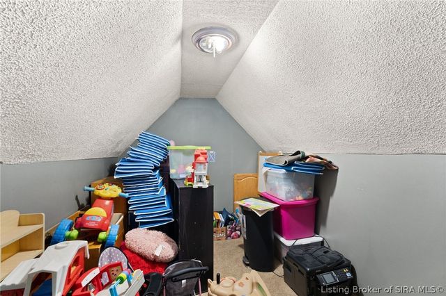 1120 Ekin Avenue, New Albany, IN 47150