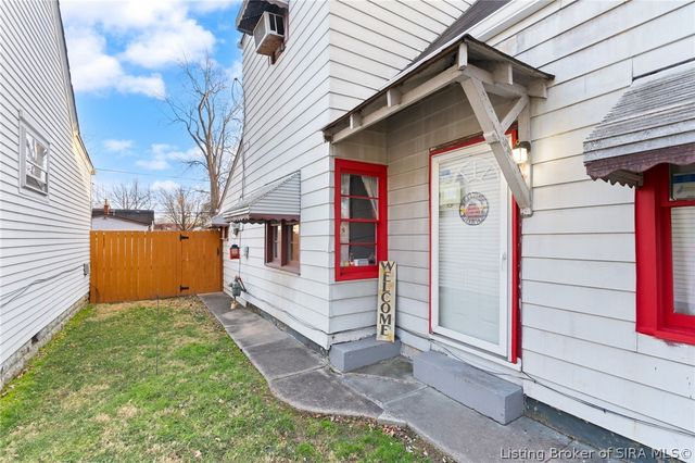 1120 Ekin Avenue, New Albany, IN 47150