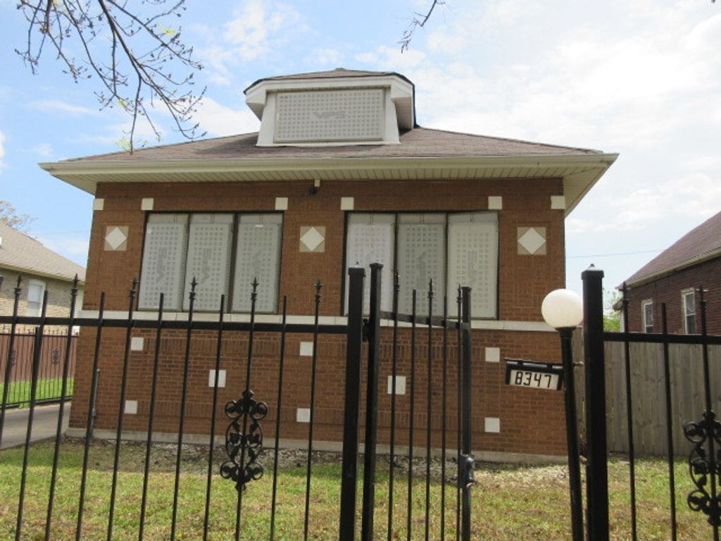 8347 S Green Street, Chicago, IL 60620