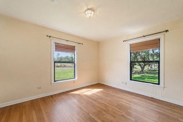 107 W Holland ST, San Marcos, TX 78666