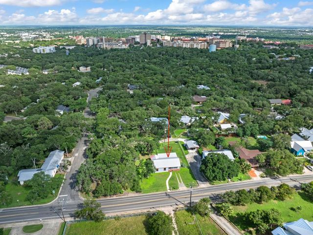 107 W Holland ST, San Marcos, TX 78666