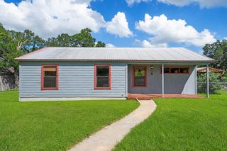 107 W Holland ST, San Marcos, TX 78666