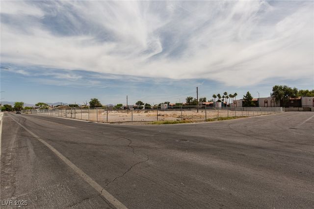 McKnight St, Las Vegas, NV 89101