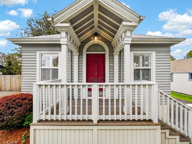 635 N TERRY St, Portland, OR 97217