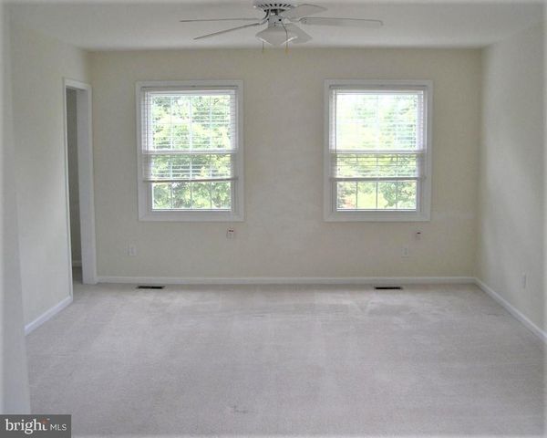 1359 CHASE RD, Newtown, PA 18940