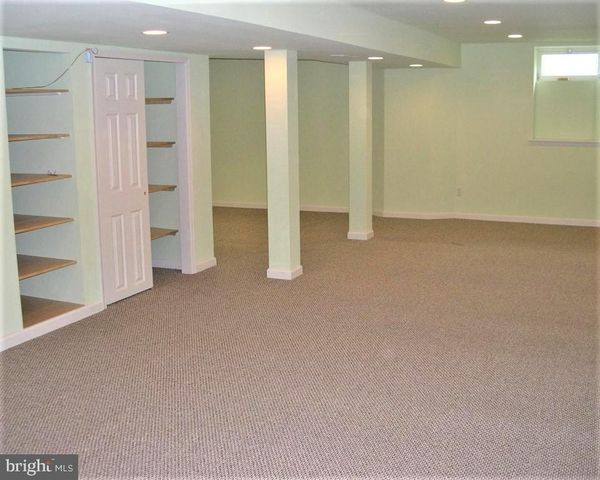 1359 CHASE RD, Newtown, PA 18940