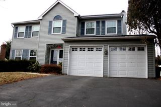 1359 CHASE RD, Newtown, PA 18940
