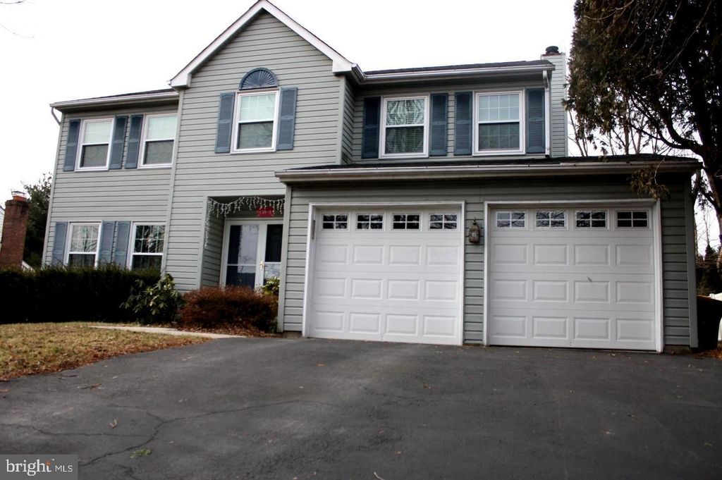 1359 CHASE RD, Newtown, PA 18940