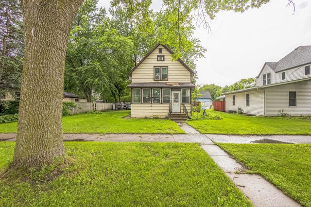 411 N 5th Street, Montevideo, MN 56265