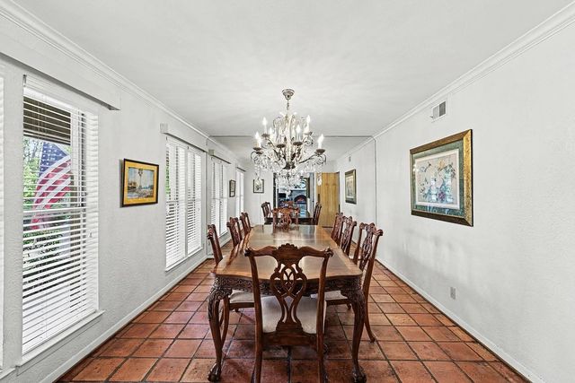 6517 Briarmeade Drive, Dallas, TX 75254