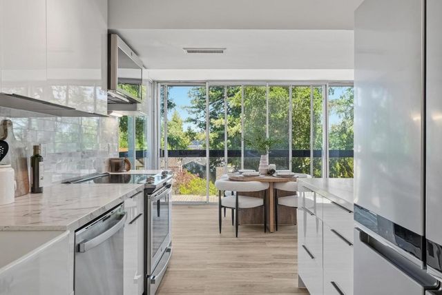 101 Alma Street 301, Palo Alto, CA 94301