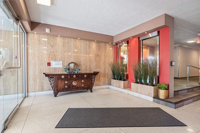101 Alma Street 301, Palo Alto, CA 94301