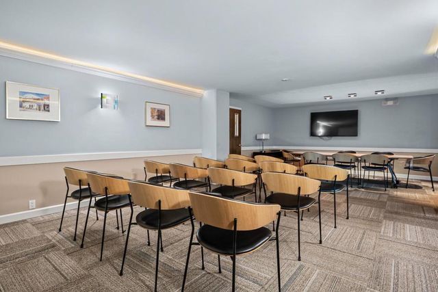 101 Alma Street 301, Palo Alto, CA 94301
