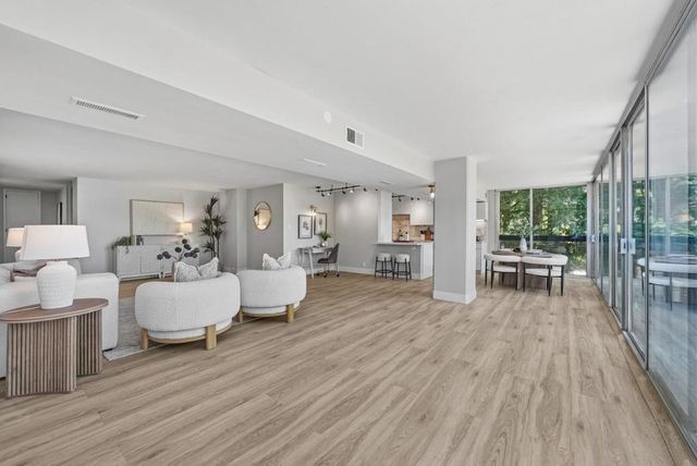 101 Alma Street 301, Palo Alto, CA 94301