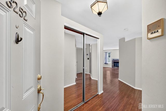 3252 Cypress Court, South Brunswick, NJ 08852
