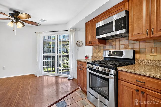 3252 Cypress Court, South Brunswick, NJ 08852