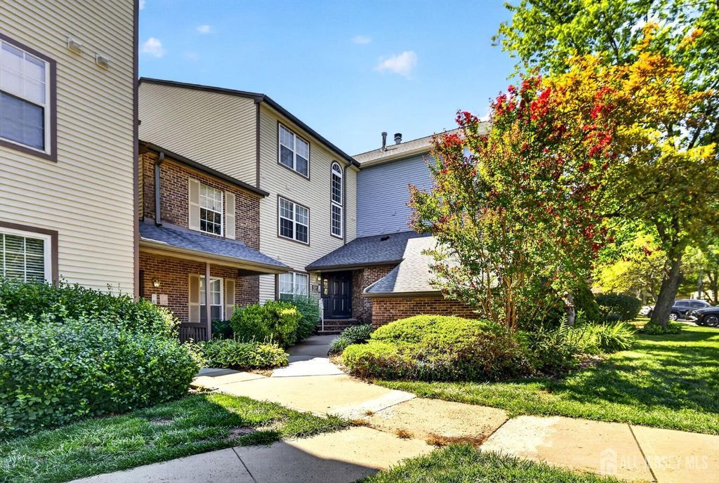 3252 Cypress Court, South Brunswick, NJ 08852