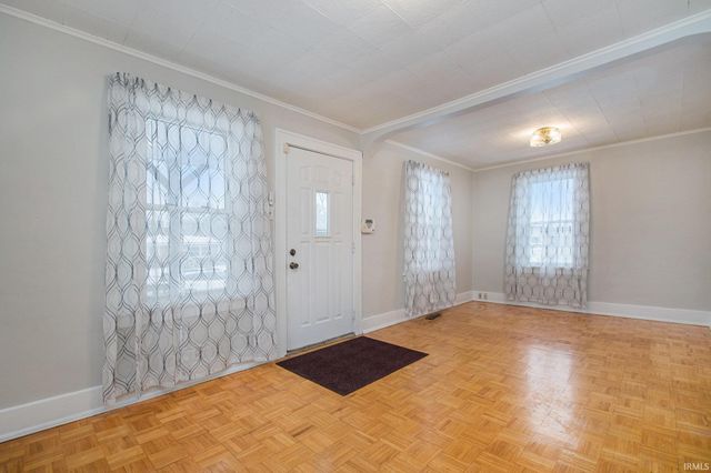 1710 E Calvert Street, South Bend, IN 46613