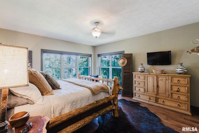 3525 Parrish Ridge Lane, Goreville, IL 62939