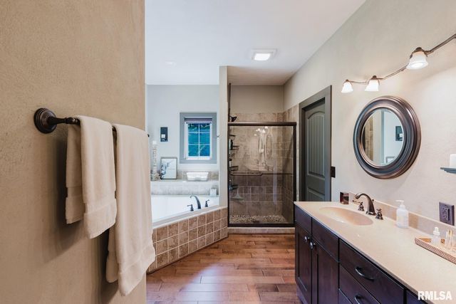 3525 Parrish Ridge Lane, Goreville, IL 62939