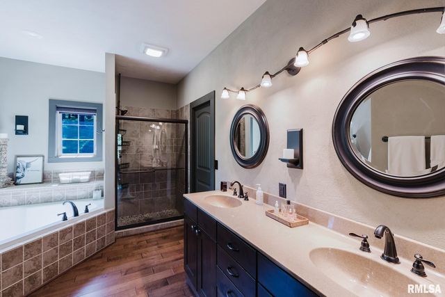 3525 Parrish Ridge Lane, Goreville, IL 62939