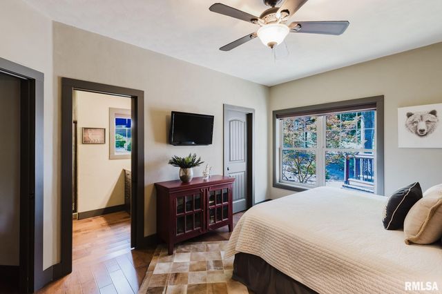 3525 Parrish Ridge Lane, Goreville, IL 62939