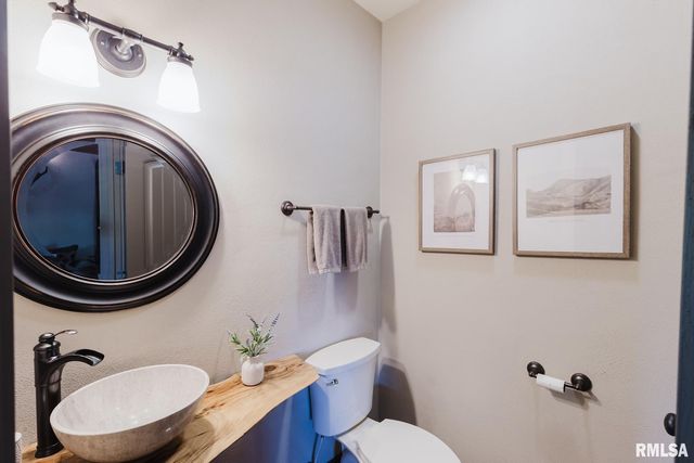 3525 Parrish Ridge Lane, Goreville, IL 62939