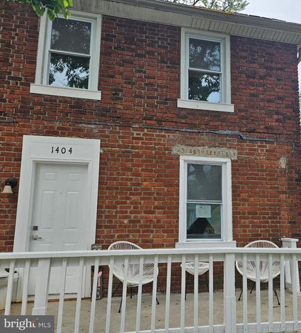 1404 ROANOKE RD, Camden, NJ 08104