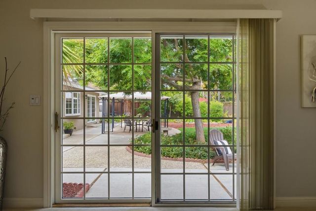 19201 Harleigh Drive, Saratoga, CA 95070
