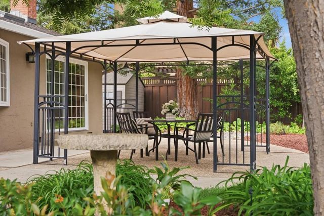 19201 Harleigh Drive, Saratoga, CA 95070