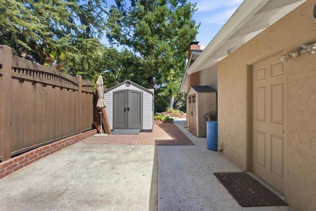 19201 Harleigh Drive, Saratoga, CA 95070