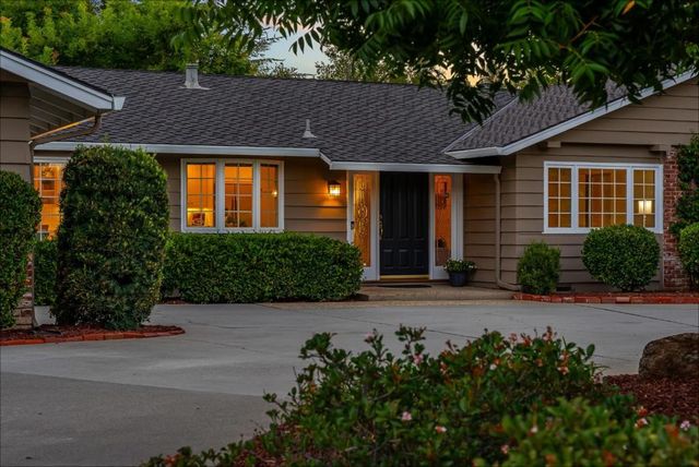 19201 Harleigh Drive, Saratoga, CA 95070