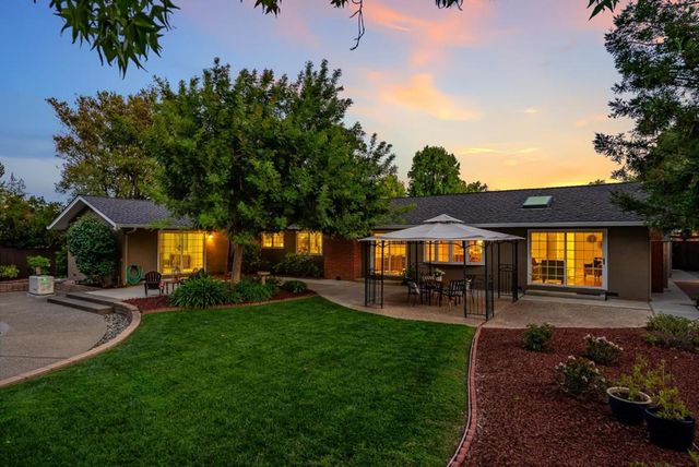 19201 Harleigh Drive, Saratoga, CA 95070